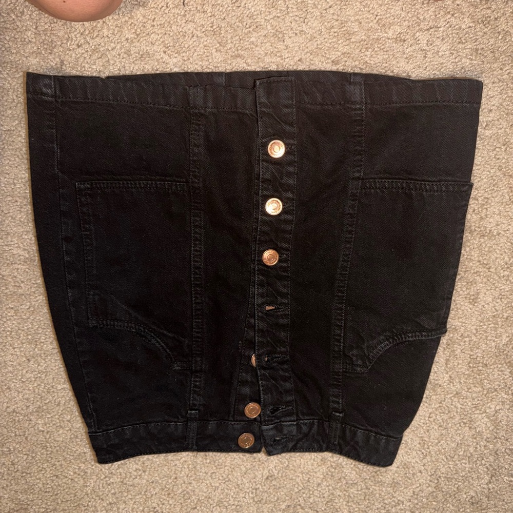 Black denim skirt